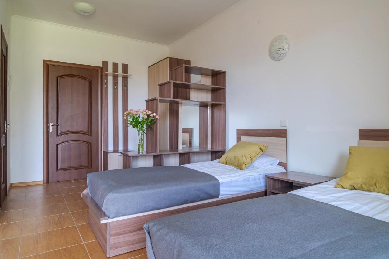 Пальмира Hotel Kobleve Buitenkant foto