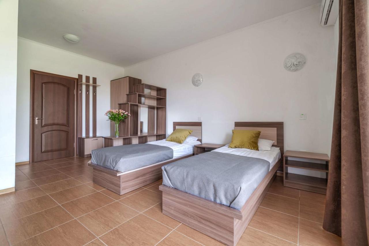Пальмира Hotel Kobleve Buitenkant foto
